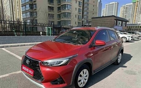 Toyota Yaris Cross, 2022 год, 1 276 000 рублей, 1 фотография