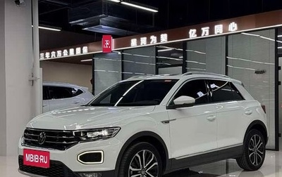 Volkswagen T-Roc I, 2022 год, 1 710 000 рублей, 1 фотография