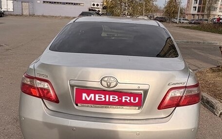 Toyota Camry, 2010 год, 1 000 000 рублей, 1 фотография