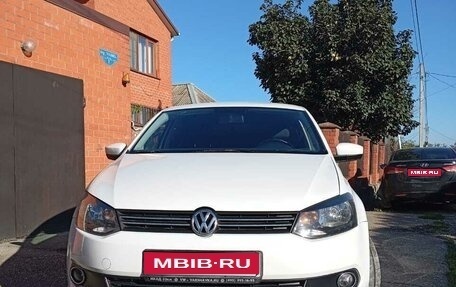 Volkswagen Polo VI (EU Market), 2013 год, 610 000 рублей, 1 фотография
