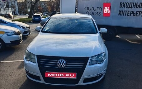 Volkswagen Passat B6, 2007 год, 700 000 рублей, 1 фотография