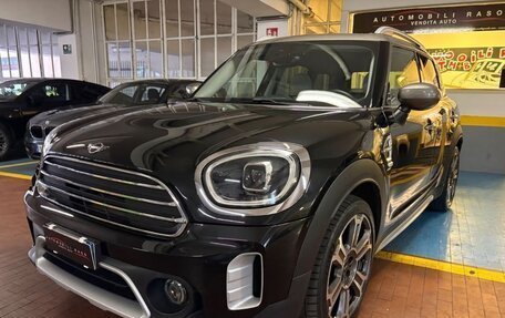 MINI Countryman II (F60), 2022 год, 3 590 000 рублей, 3 фотография