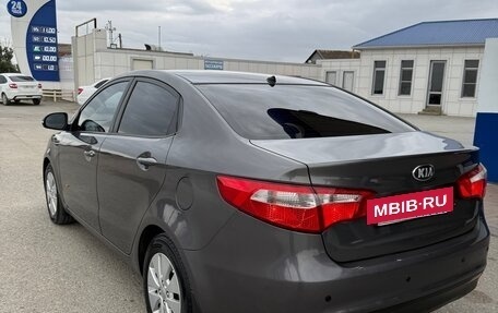 KIA Rio III рестайлинг, 2013 год, 615 000 рублей, 2 фотография