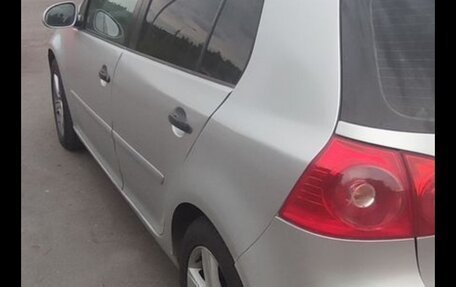 Volkswagen Golf IV, 2005 год, 400 000 рублей, 3 фотография