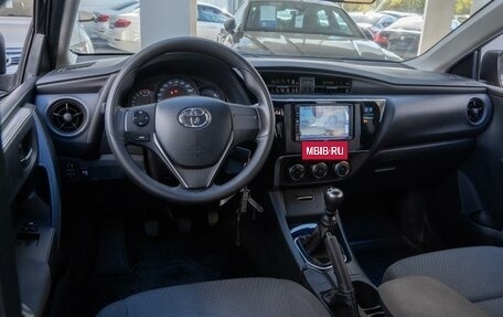 Toyota Corolla, 2018 год, 1 580 000 рублей, 6 фотография