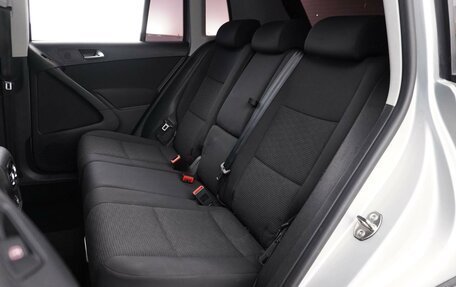 Volkswagen Tiguan I, 2013 год, 999 324 рублей, 9 фотография