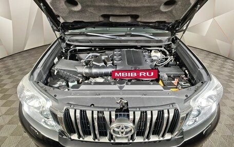 Toyota Land Cruiser Prado 150 рестайлинг, 2013 год, 3 030 000 рублей, 11 фотография