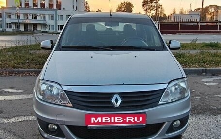 Renault Logan I, 2013 год, 350 000 рублей, 2 фотография