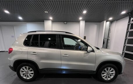 Volkswagen Tiguan I, 2010 год, 870 000 рублей, 2 фотография