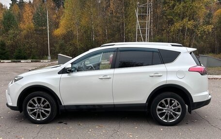 Toyota RAV4, 2018 год, 2 560 000 рублей, 5 фотография