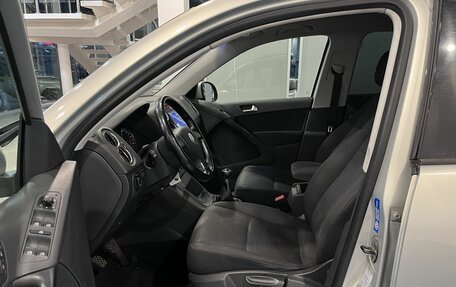 Volkswagen Tiguan I, 2010 год, 870 000 рублей, 14 фотография