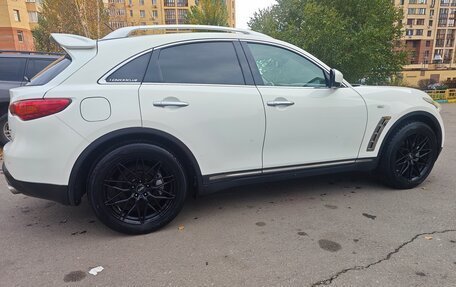 Infiniti FX II, 2011 год, 1 400 000 рублей, 5 фотография