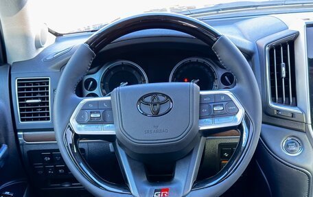 Toyota Land Cruiser 200, 2016 год, 5 400 000 рублей, 3 фотография