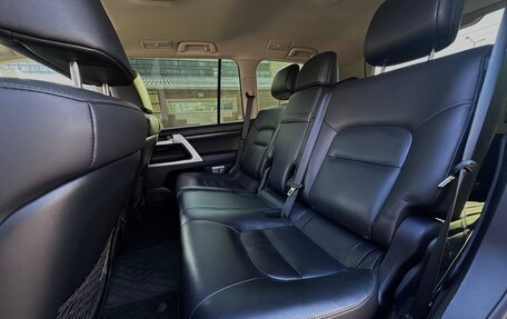 Toyota Land Cruiser 200, 2016 год, 5 400 000 рублей, 10 фотография