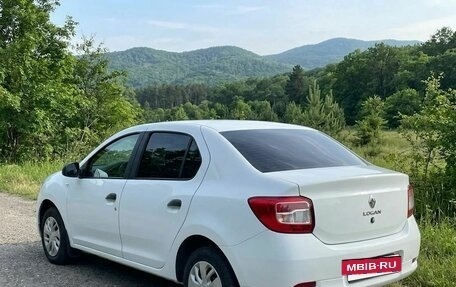 Renault Logan II, 2020 год, 600 000 рублей, 2 фотография