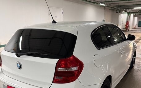 BMW 1 серия, 2010 год, 1 100 000 рублей, 4 фотография