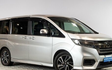 Honda Stepwgn IV рестайлинг, 2018 год, 2 349 000 рублей, 1 фотография