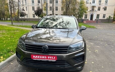 Volkswagen Touareg III, 2016 год, 2 790 000 рублей, 2 фотография