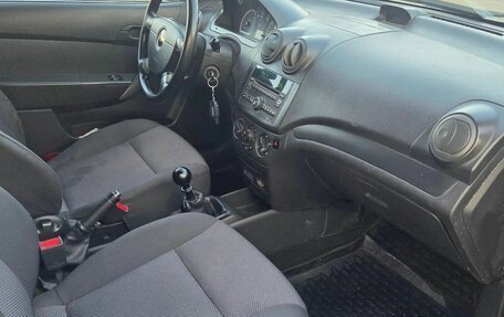 Chevrolet Aveo III, 2010 год, 279 900 рублей, 5 фотография