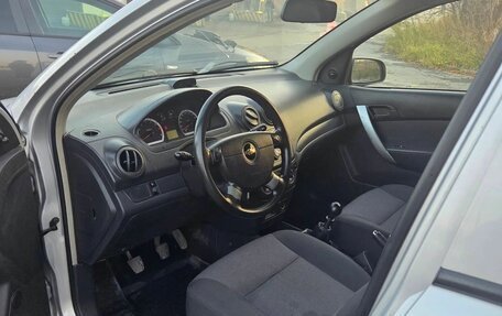 Chevrolet Aveo III, 2010 год, 279 900 рублей, 6 фотография