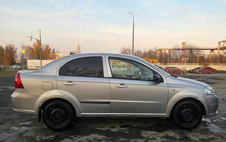 Chevrolet Aveo III, 2010 год, 279 900 рублей, 3 фотография