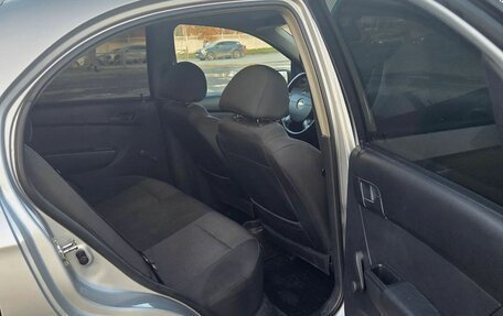 Chevrolet Aveo III, 2010 год, 279 900 рублей, 4 фотография