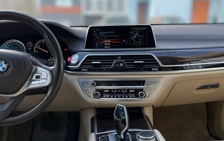BMW 7 серия, 2015 год, 3 600 000 рублей, 4 фотография