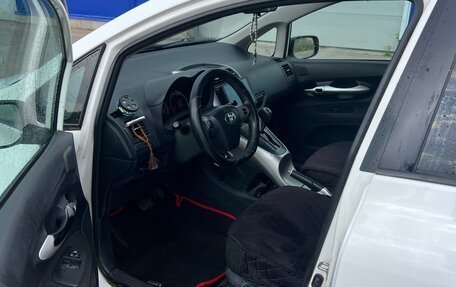 Toyota Auris II, 2012 год, 750 000 рублей, 6 фотография