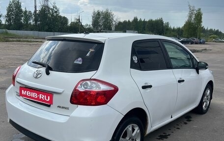 Toyota Auris II, 2012 год, 750 000 рублей, 5 фотография