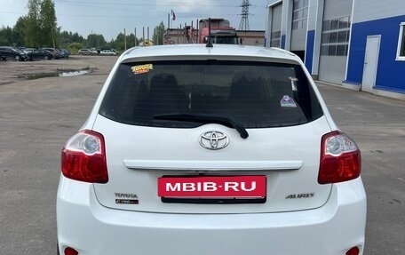 Toyota Auris II, 2012 год, 750 000 рублей, 4 фотография