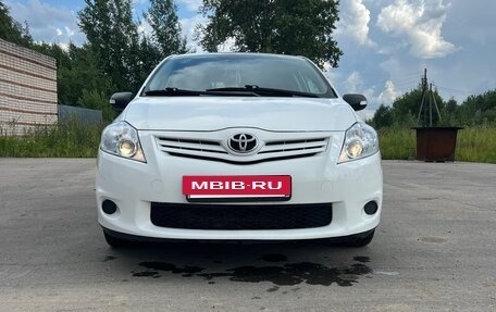 Toyota Auris II, 2012 год, 750 000 рублей, 2 фотография