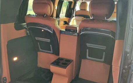 Mercedes-Benz V-Класс, 2022 год, 7 900 000 рублей, 3 фотография