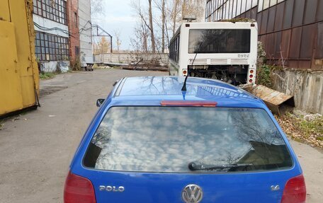 Volkswagen Polo III рестайлинг, 2000 год, 300 000 рублей, 6 фотография