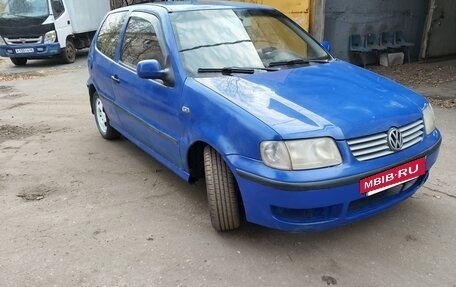 Volkswagen Polo III рестайлинг, 2000 год, 300 000 рублей, 3 фотография