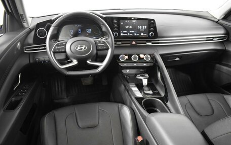 Hyundai Elantra, 2023 год, 2 273 300 рублей, 6 фотография