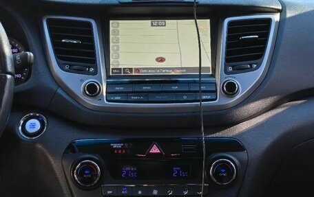 Hyundai Tucson III, 2018 год, 2 150 000 рублей, 8 фотография
