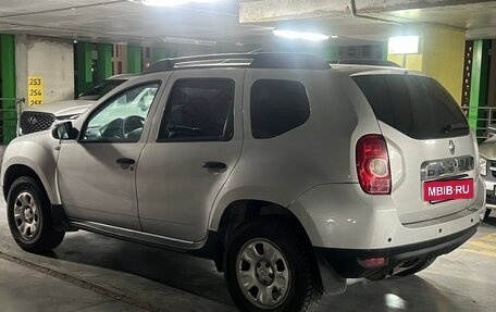 Renault Duster I рестайлинг, 2015 год, 730 000 рублей, 2 фотография