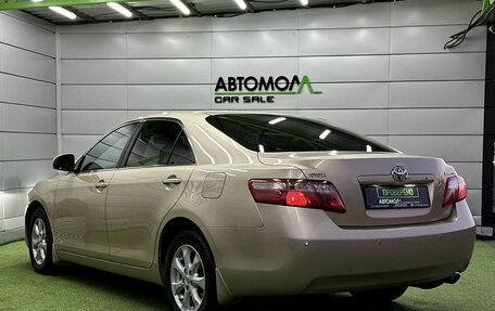 Toyota Camry, 2011 год, 1 290 000 рублей, 6 фотография