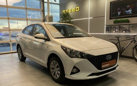 Hyundai Solaris II рестайлинг, 2022 год, 1 549 000 рублей, 3 фотография