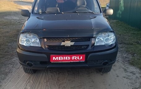 Chevrolet Niva I рестайлинг, 2010 год, 400 000 рублей, 1 фотография