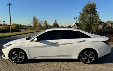 Hyundai Elantra, 2023 год, 1 830 000 рублей, 2 фотография