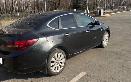 Opel Astra J, 2012 год, 650 000 рублей, 9 фотография