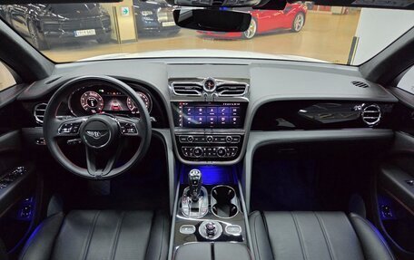 Bentley Bentayga I, 2024 год, 24 757 084 рублей, 7 фотография