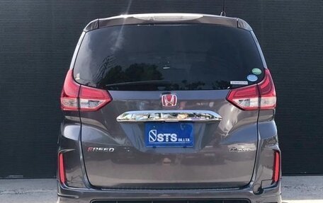 Honda Freed II, 2017 год, 1 210 000 рублей, 6 фотография