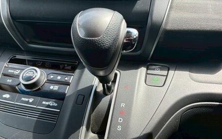 Honda Freed II, 2017 год, 1 210 000 рублей, 13 фотография