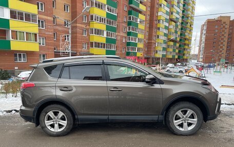 Toyota RAV4, 2016 год, 2 200 000 рублей, 6 фотография