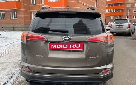 Toyota RAV4, 2016 год, 2 200 000 рублей, 2 фотография