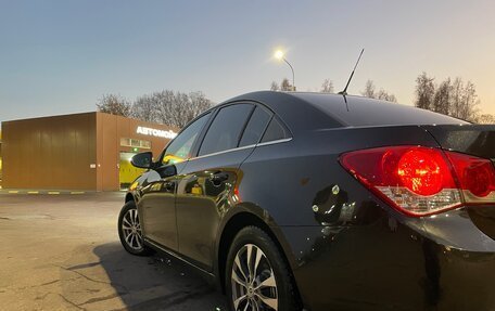 Chevrolet Cruze II, 2010 год, 525 000 рублей, 5 фотография