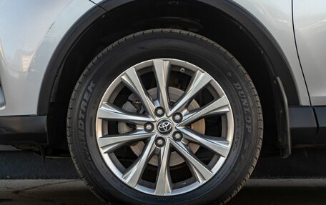 Toyota RAV4, 2018 год, 2 600 000 рублей, 8 фотография