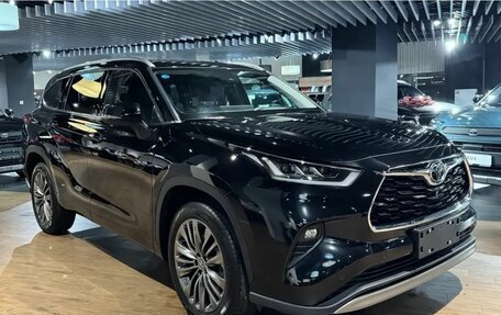 Toyota Highlander, 2026 год, 5 780 000 рублей, 2 фотография